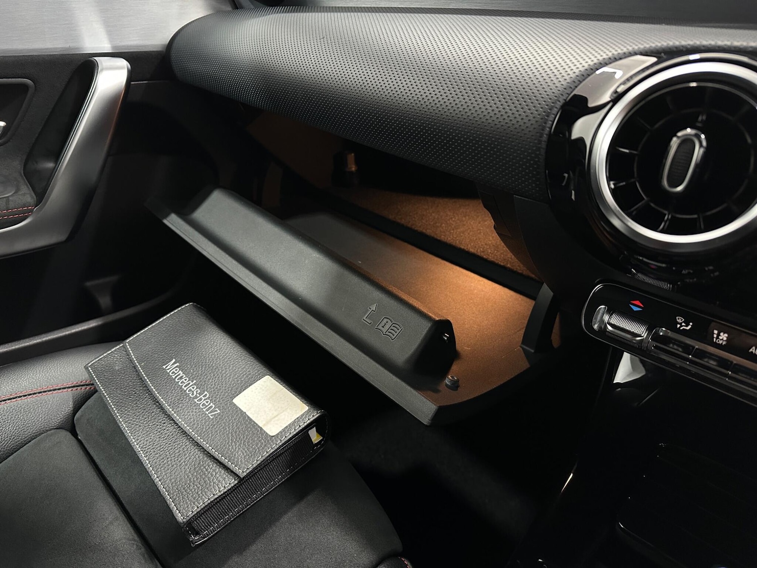 Used Mercedes-Benz A-Class 2019 for sale - 76878918: Photo 26