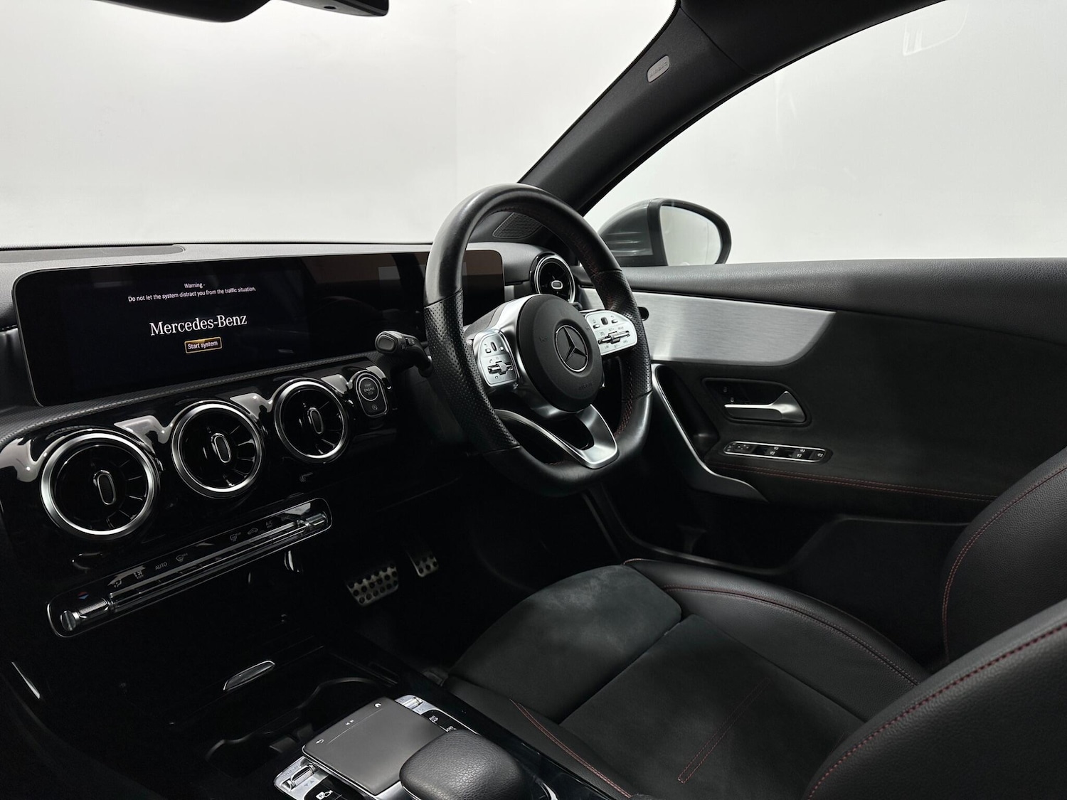 Used Mercedes-Benz A-Class 2019 for sale - 76878918: Photo 28