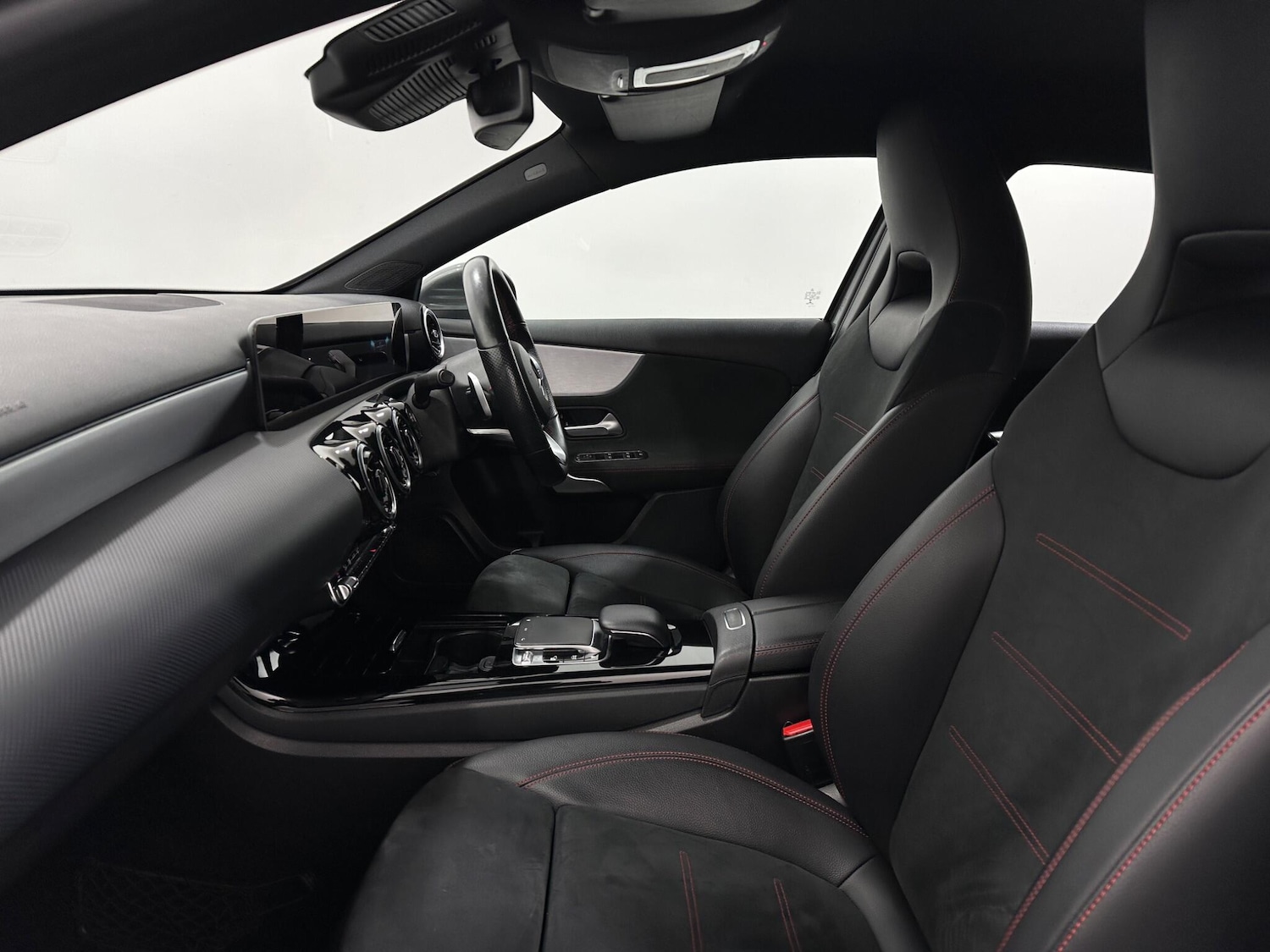 Used Mercedes-Benz A-Class 2019 for sale - 76878918: Photo 32