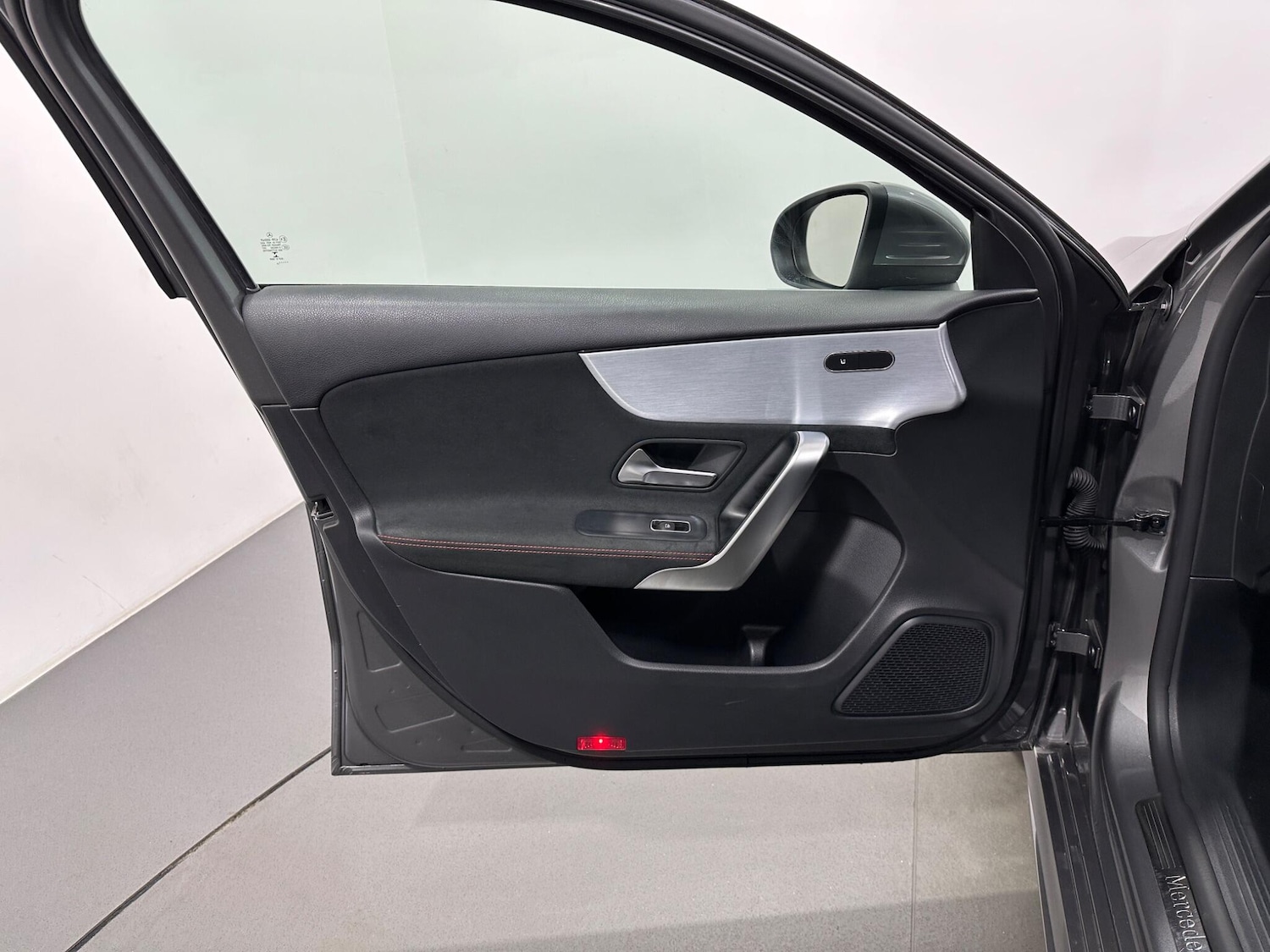 Used Mercedes-Benz A-Class 2019 for sale - 76878918: Photo 34