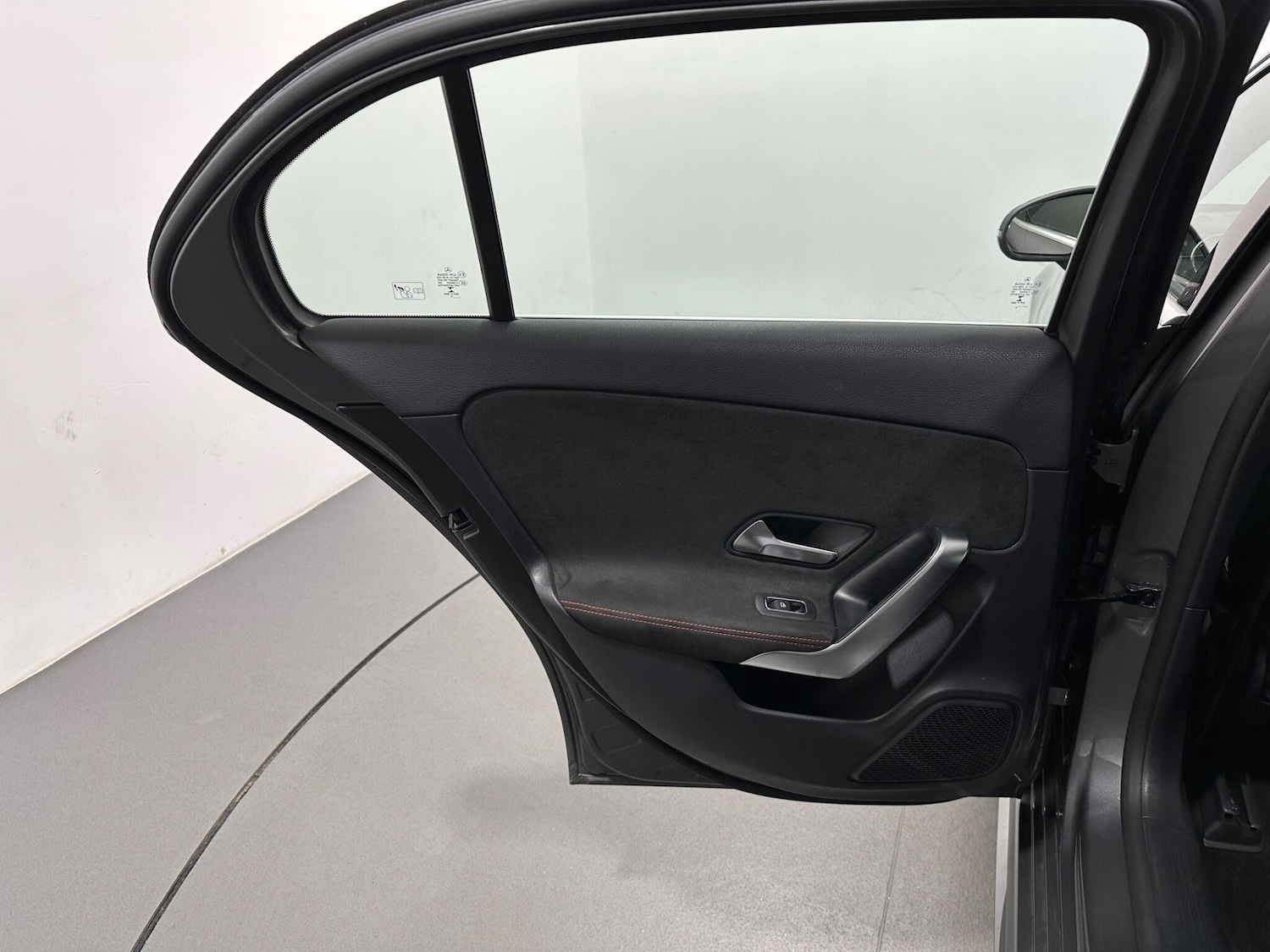 Used Mercedes-Benz A-Class 2019 for sale - 76878918: Photo 37