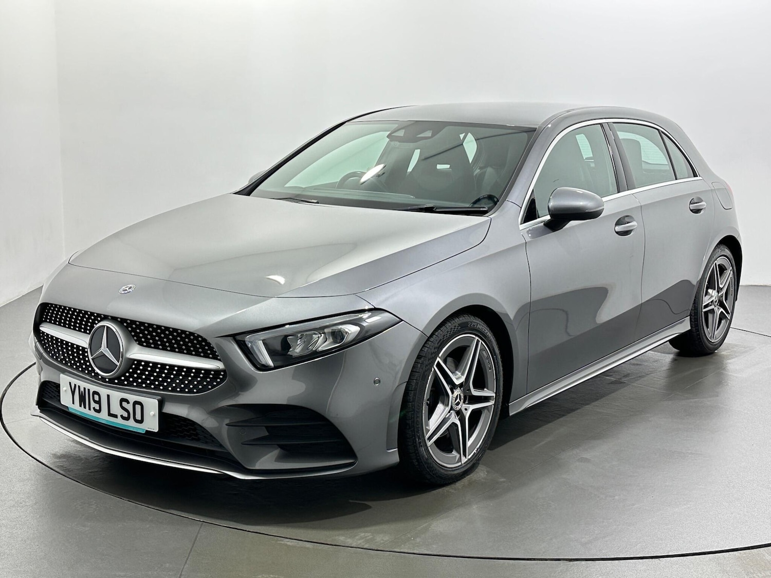 Used Mercedes-Benz A-Class 2019 for sale - 76878918: Photo 4