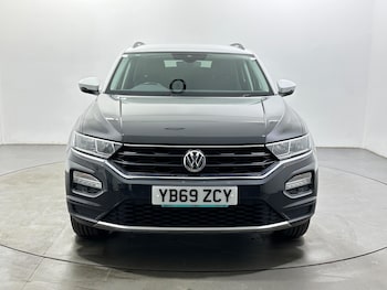 Used Volkswagen T-Roc 2019 for sale - 79609269: Photo