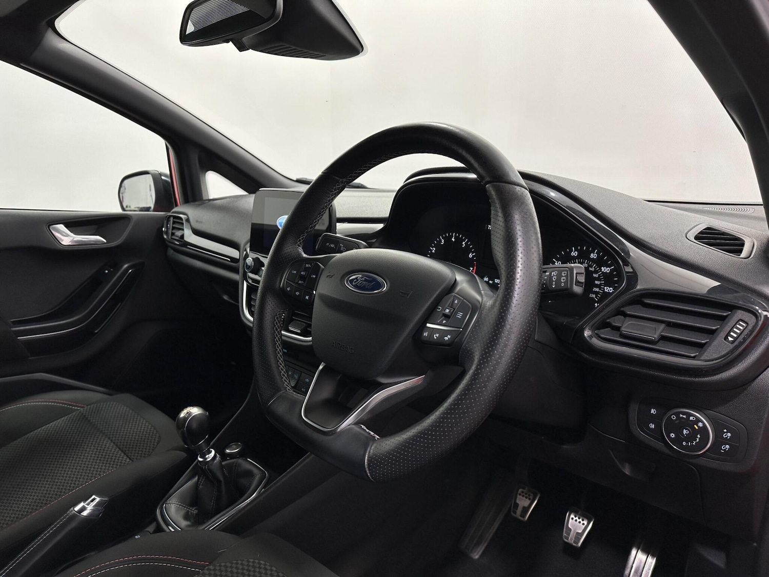 Used Ford Fiesta 2017 for sale - 76878535: Photo 10