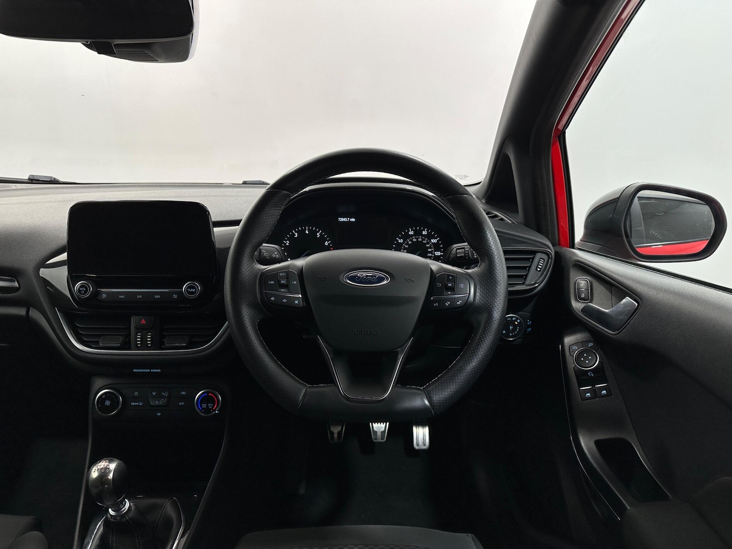 Used Ford Fiesta 2017 for sale - 76878535: Photo 12