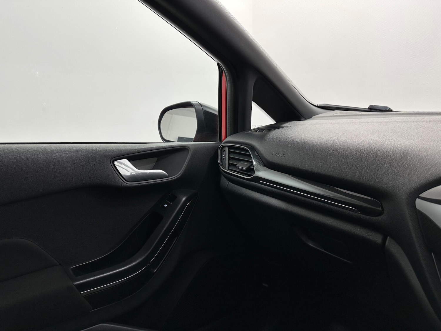 Used Ford Fiesta 2017 for sale - 76878535: Photo 24