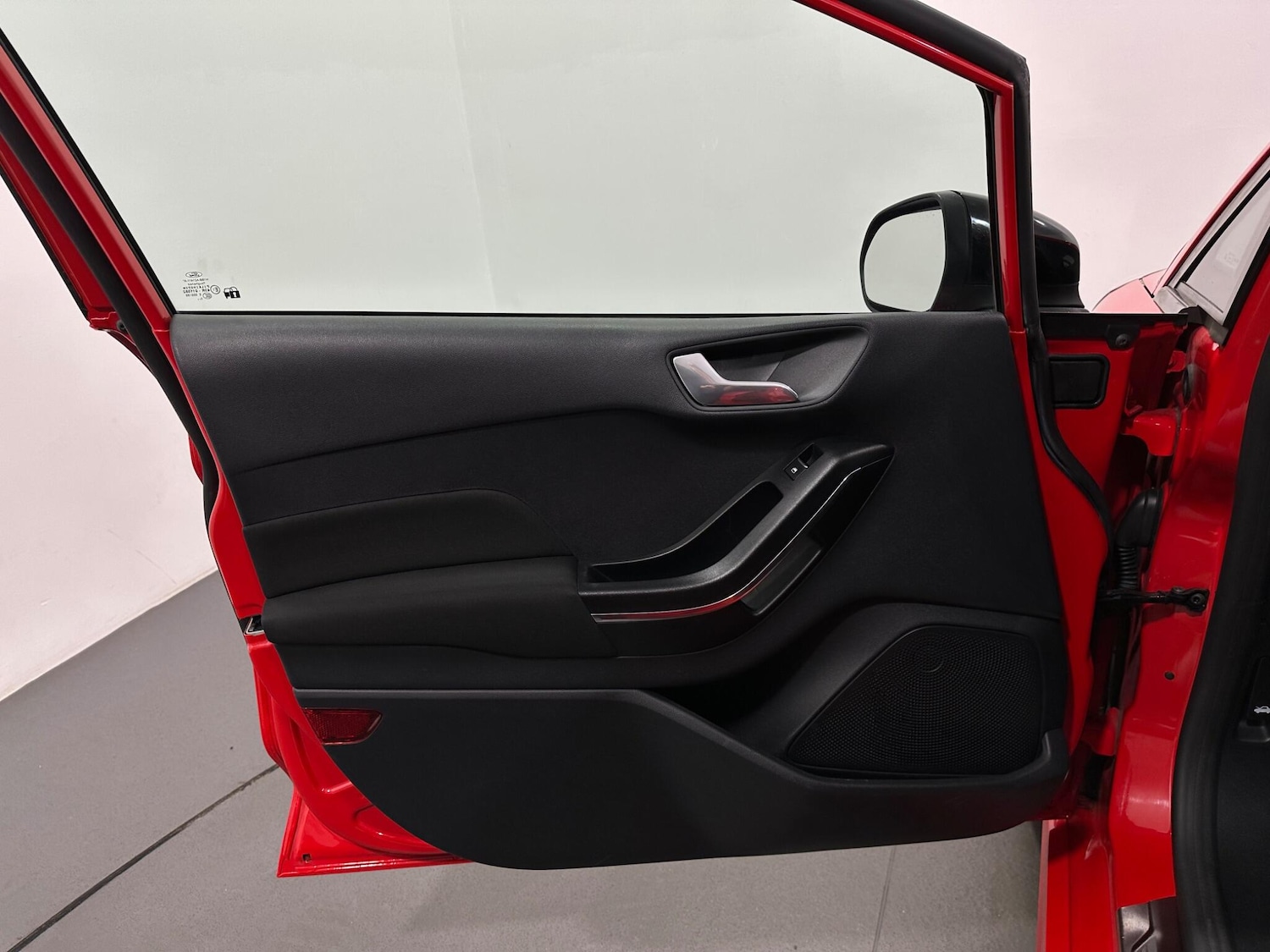 Used Ford Fiesta 2017 for sale - 76878535: Photo 33