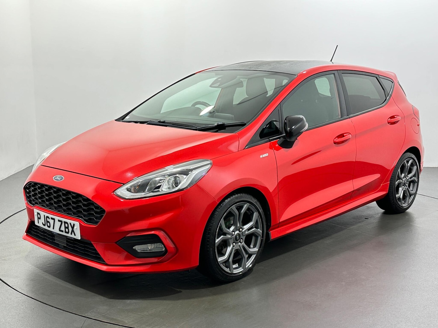 Used Ford Fiesta 2017 for sale - 76878535: Photo 4