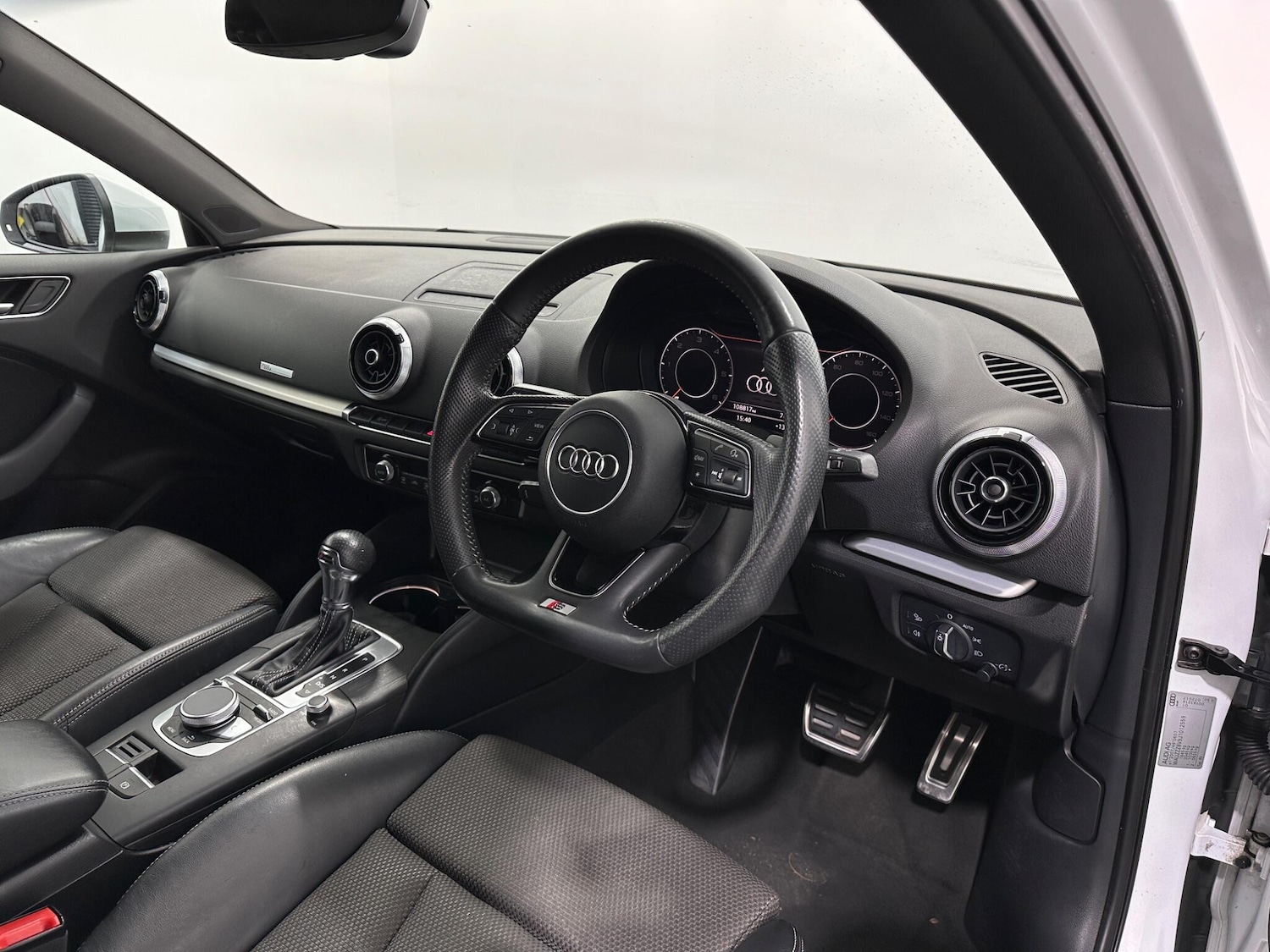 Used Audi A3 2017 for sale - 76912631: Photo 10