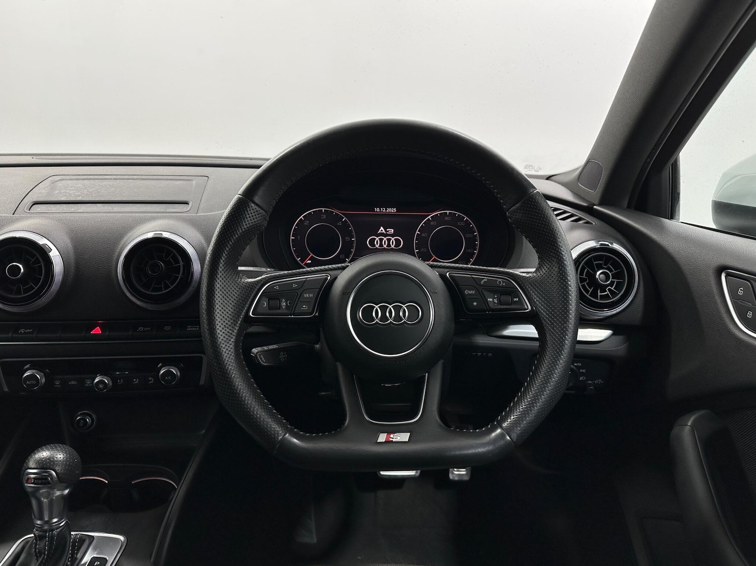 Used Audi A3 2017 for sale - 76912631: Photo 12