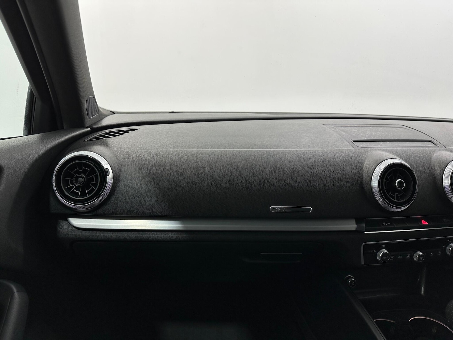 Used Audi A3 2017 for sale - 76912631: Photo 27