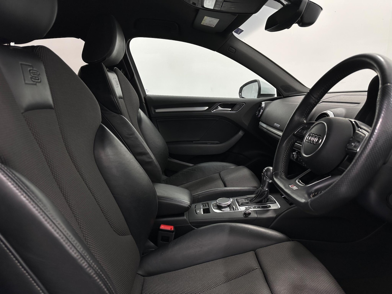 Used Audi A3 2017 for sale - 76912631: Photo 29