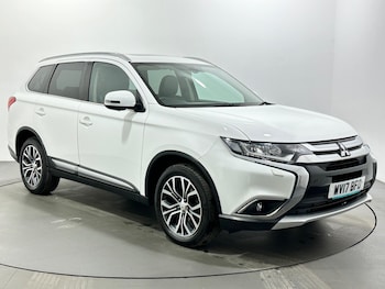 2017 (17) - 2.2 DI-D 4 5dr Auto