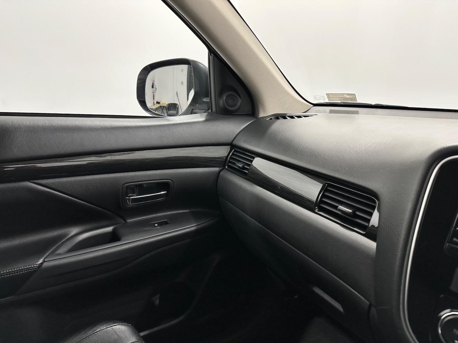 Used Mitsubishi Outlander 2017 for sale - 77883278: Photo 26