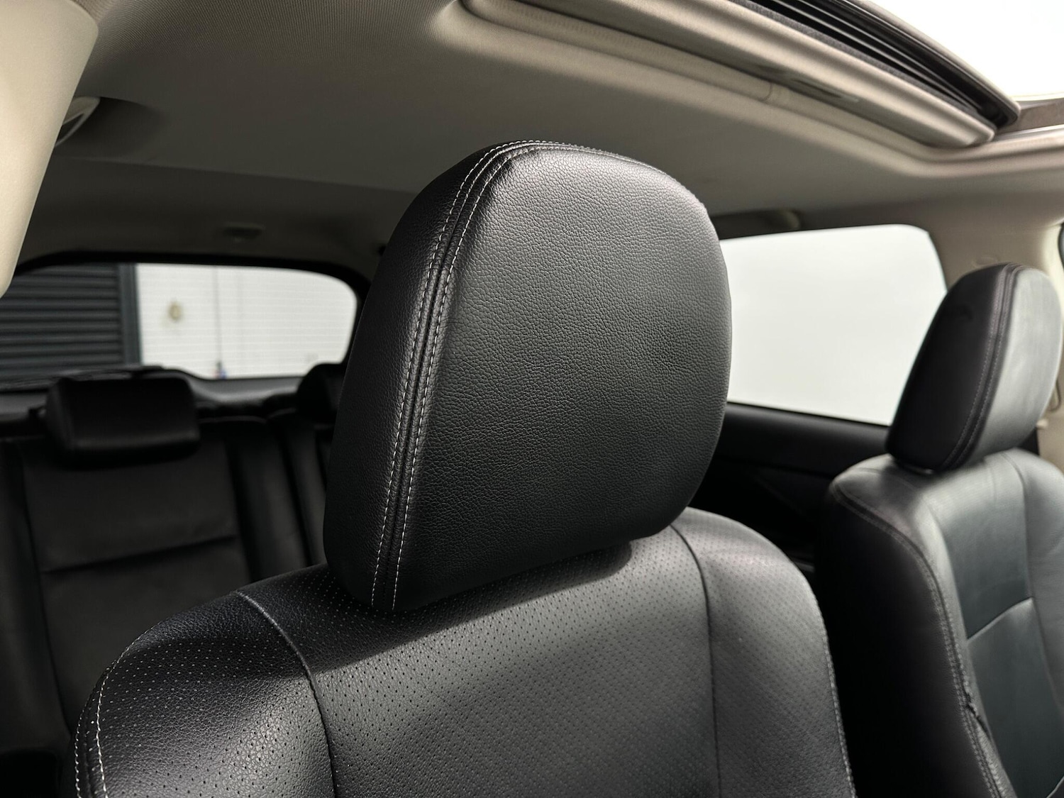 Used Mitsubishi Outlander 2017 for sale - 77883278: Photo 32