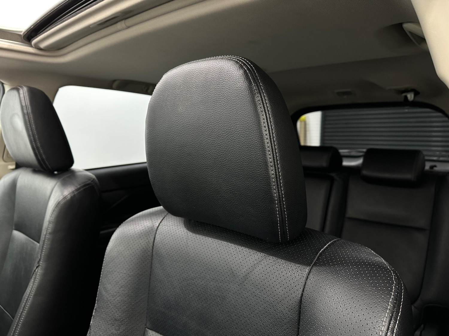 Used Mitsubishi Outlander 2017 for sale - 77883278: Photo 36