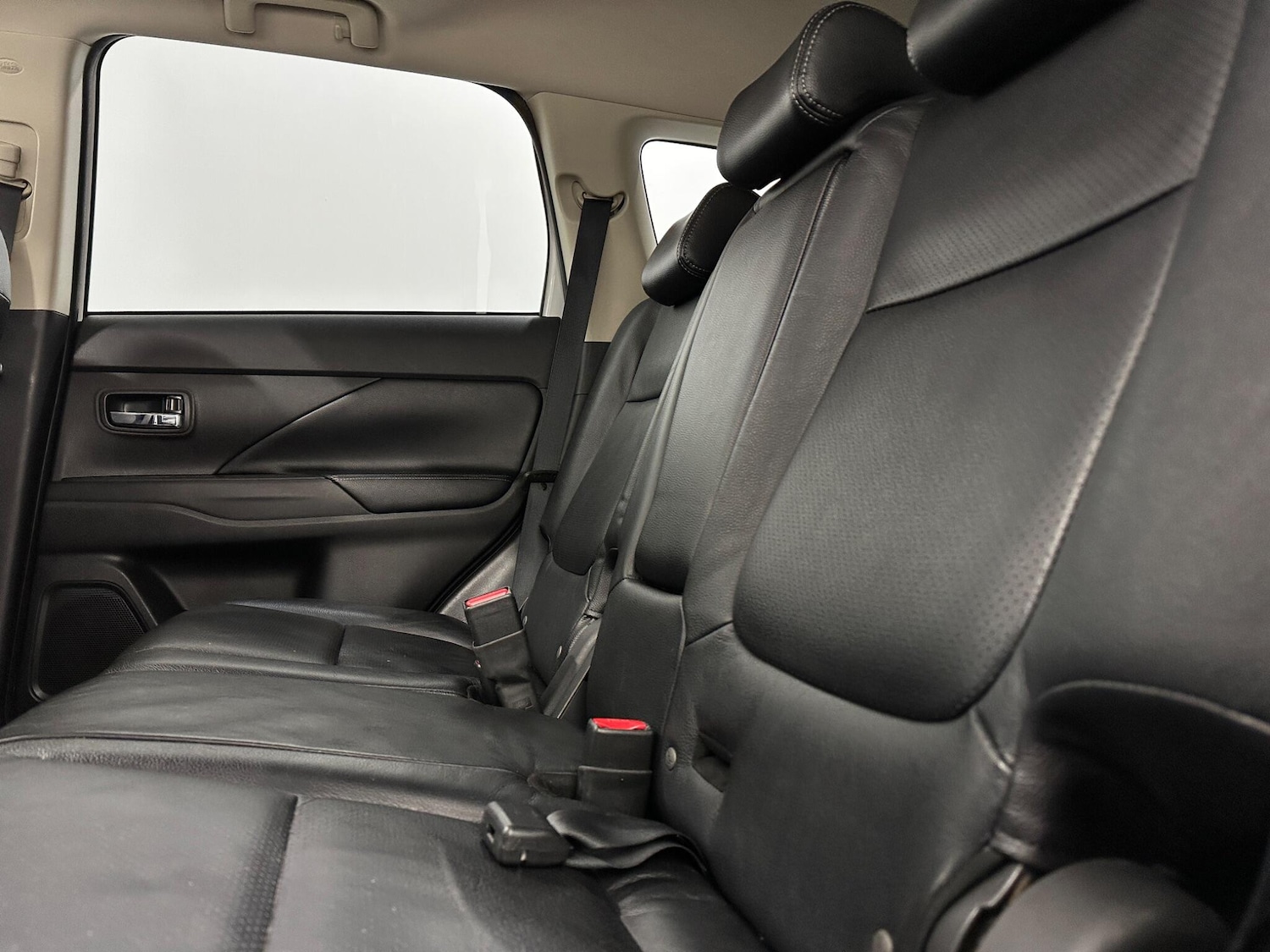 Used Mitsubishi Outlander 2017 for sale - 77883278: Photo 39