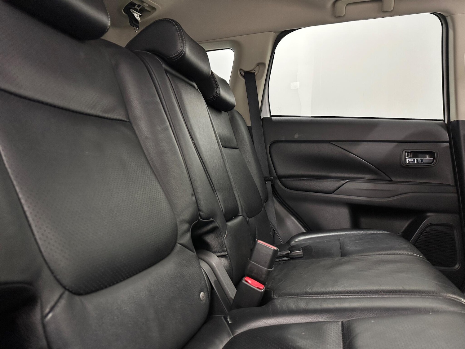 Used Mitsubishi Outlander 2017 for sale - 77883278: Photo 42