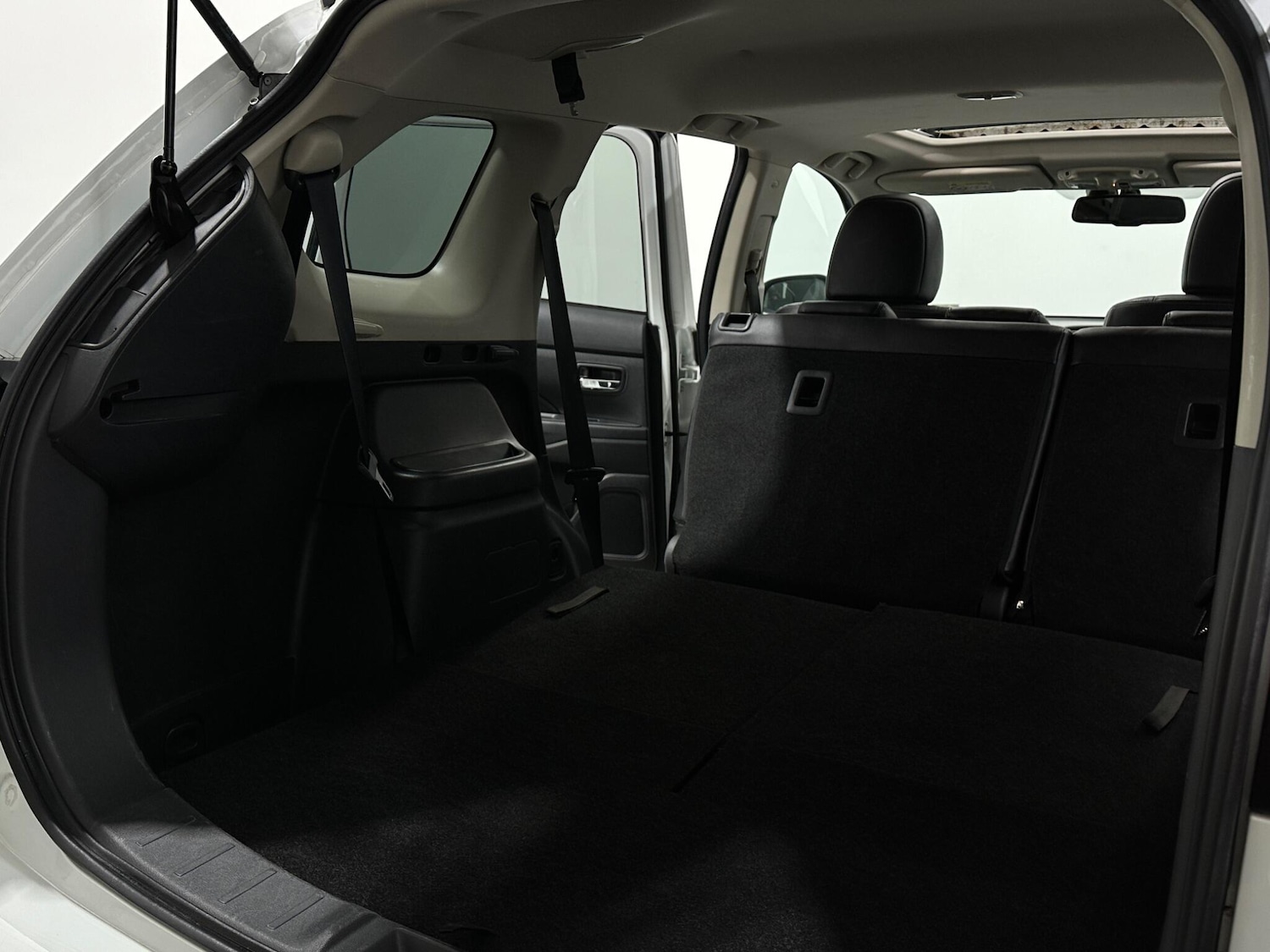 Used Mitsubishi Outlander 2017 for sale - 77883278: Photo 47