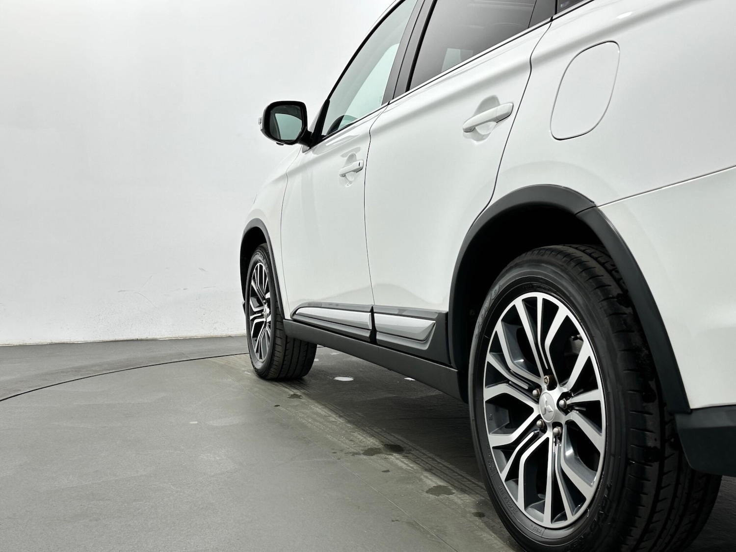 Used Mitsubishi Outlander 2017 for sale - 77883278: Photo 52