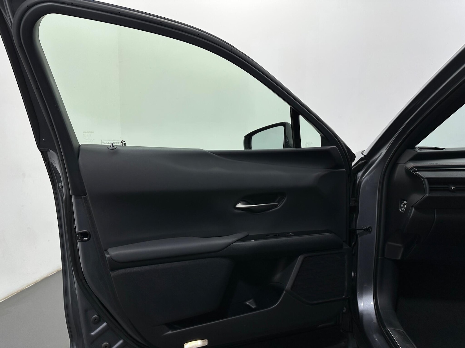 Used Lexus UX for sale - 78203856: Photo 37