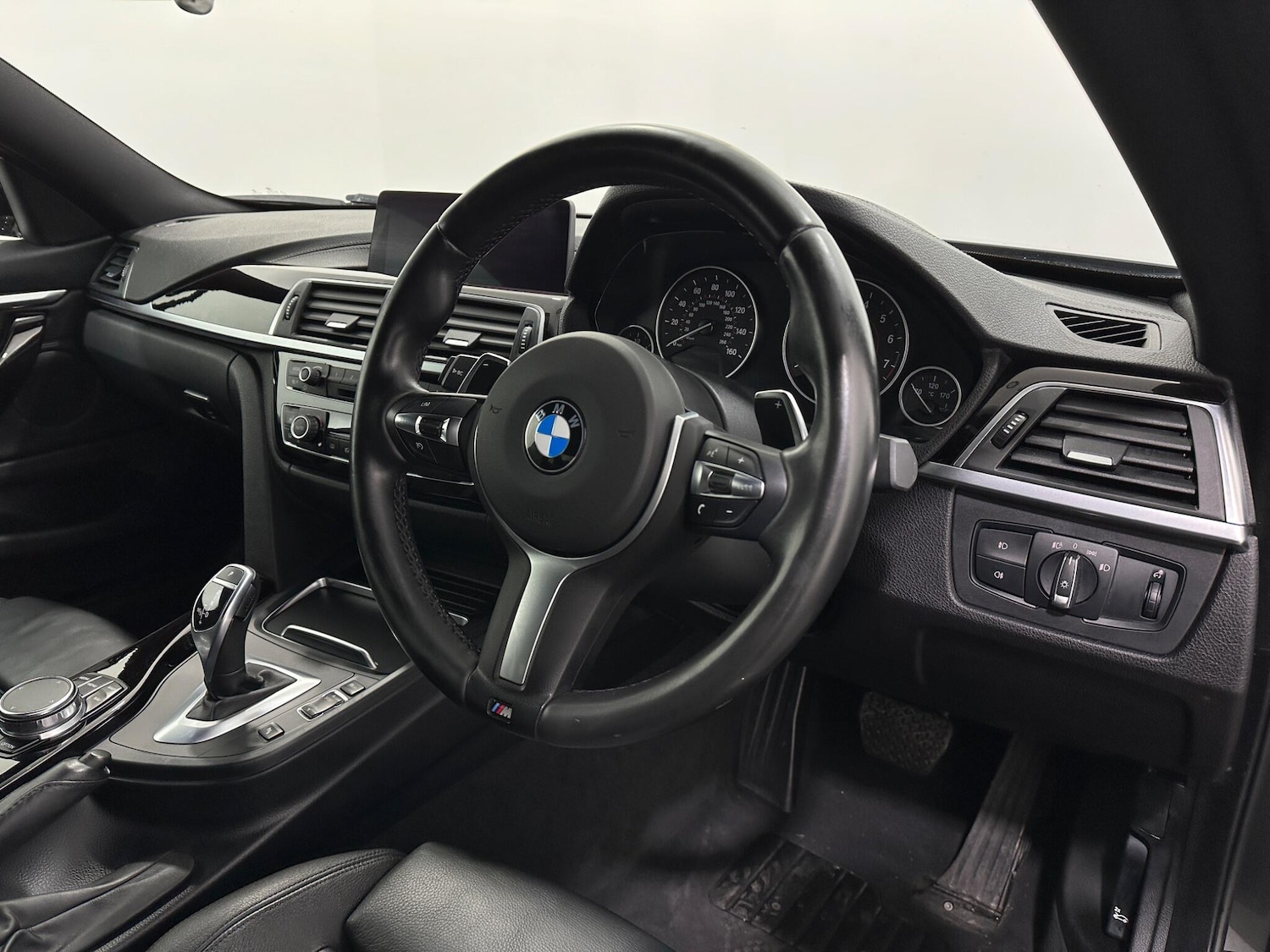 Used BMW 4 Series 2017 for sale - 78046829: Photo 11