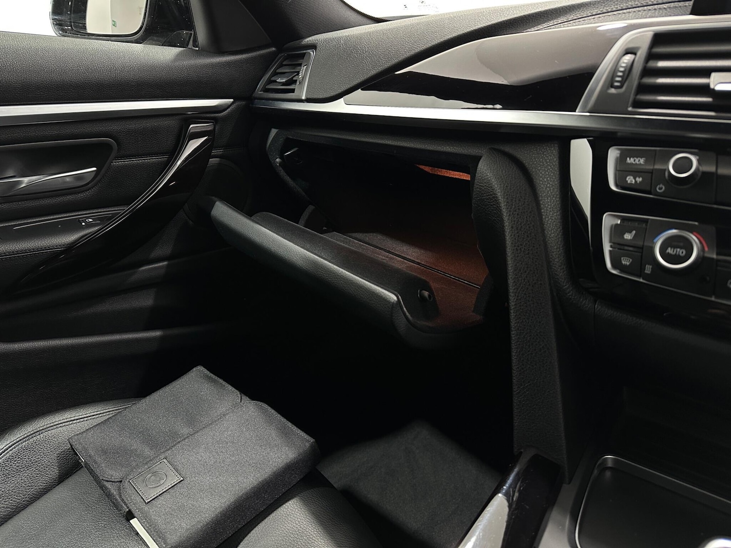 Used BMW 4 Series 2017 for sale - 78046829: Photo 29