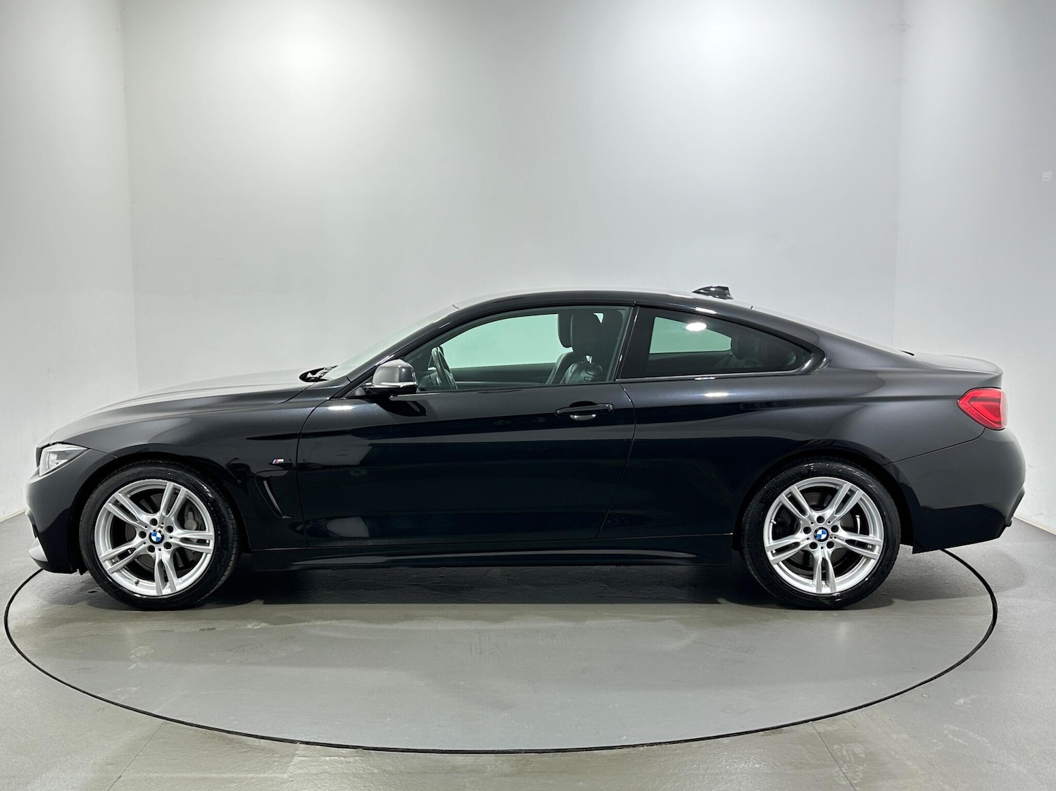 Used BMW 4 Series 2017 for sale - 78046829: Photo 5