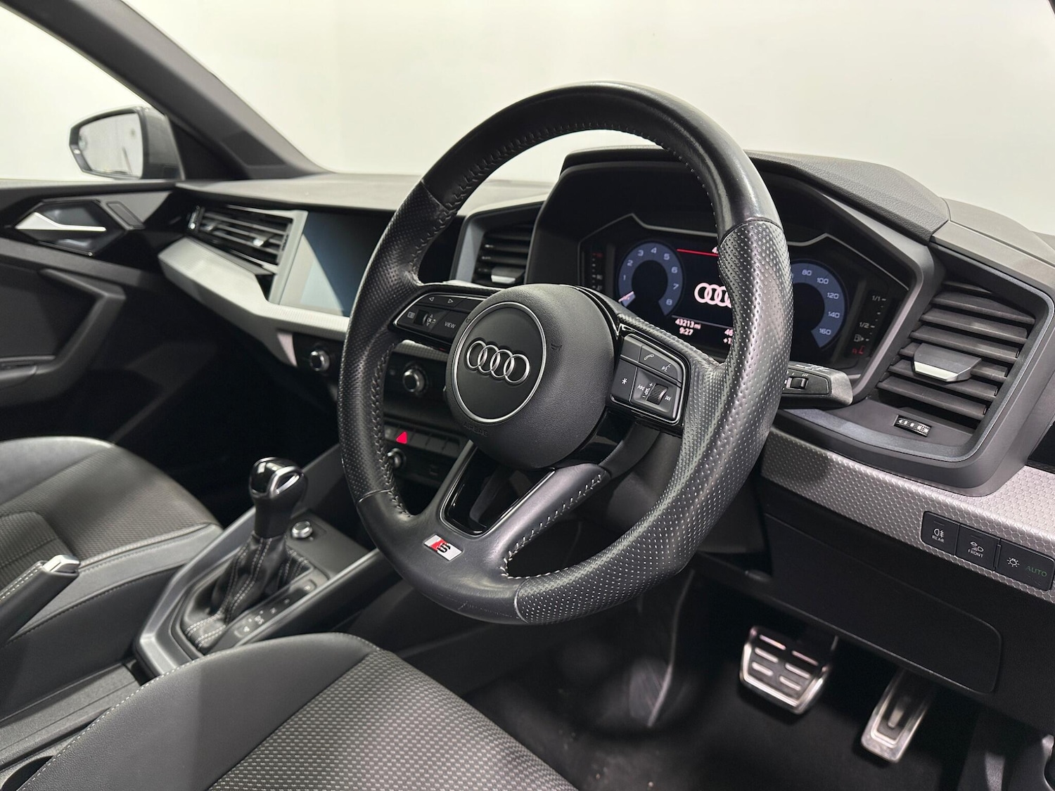 Used Audi A1 for sale - 78135547: Photo 11