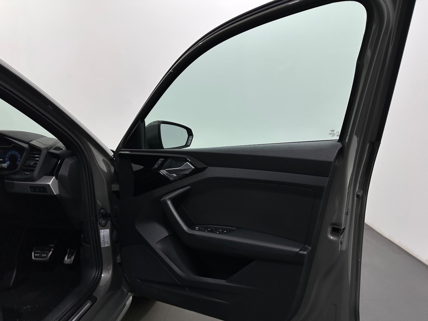 Used Audi A1 for sale - 78135547: Photo 31