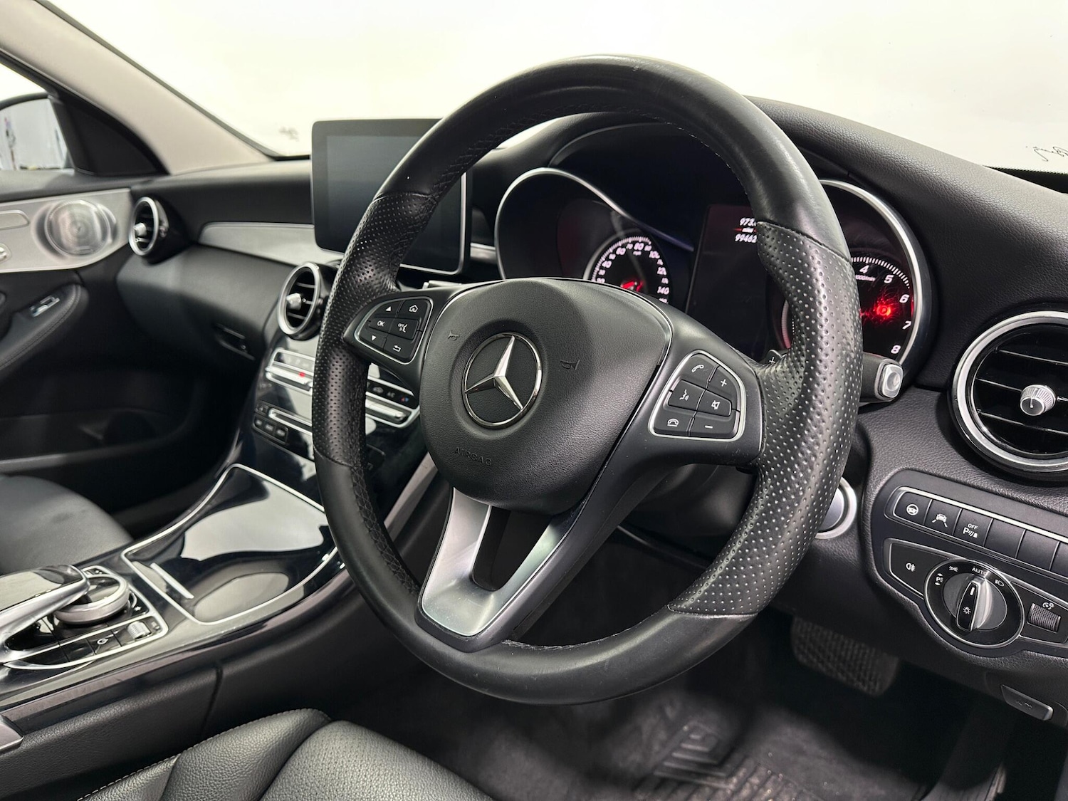 Used Mercedes-Benz C Class 2016 for sale - 77143616: Photo 10