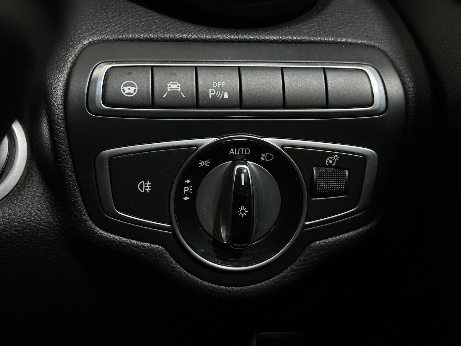 Used Mercedes-Benz C Class 2016 for sale - 77143616: Photo 17