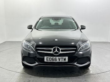Used Mercedes-Benz C Class 2016 for sale - 77143616: Photo