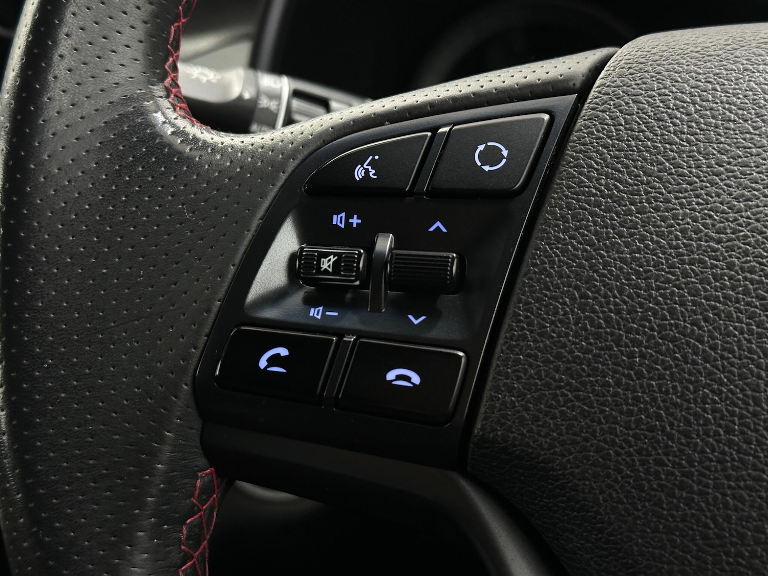 Used Hyundai TUCSON 2020 for sale - 76878884: Photo 13