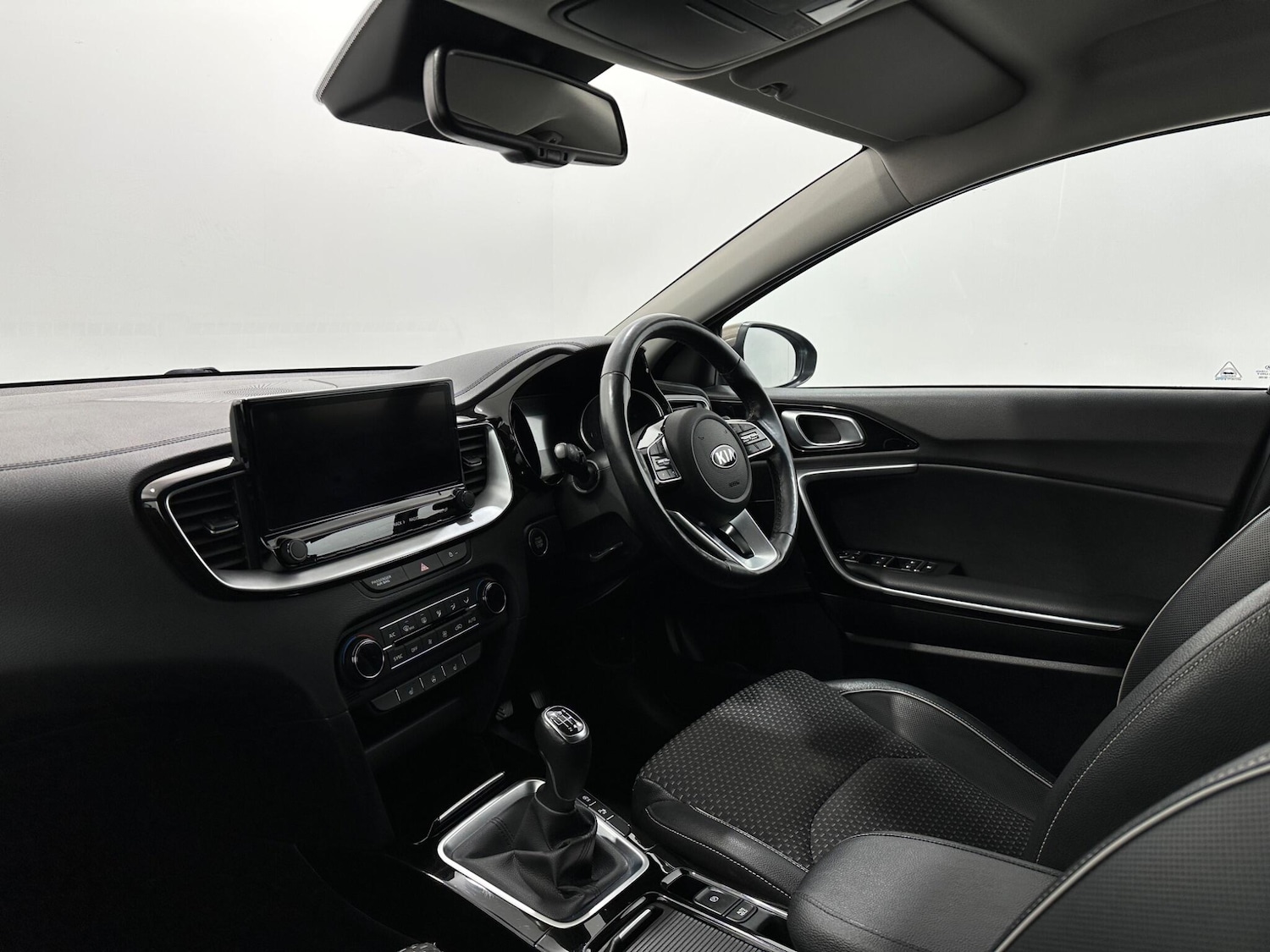 Used Kia XCeed 2020 for sale - 76878603: Photo 29