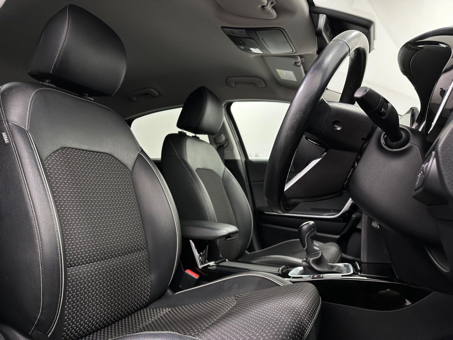 Used Kia XCeed 2020 for sale - 76878603: Photo 31