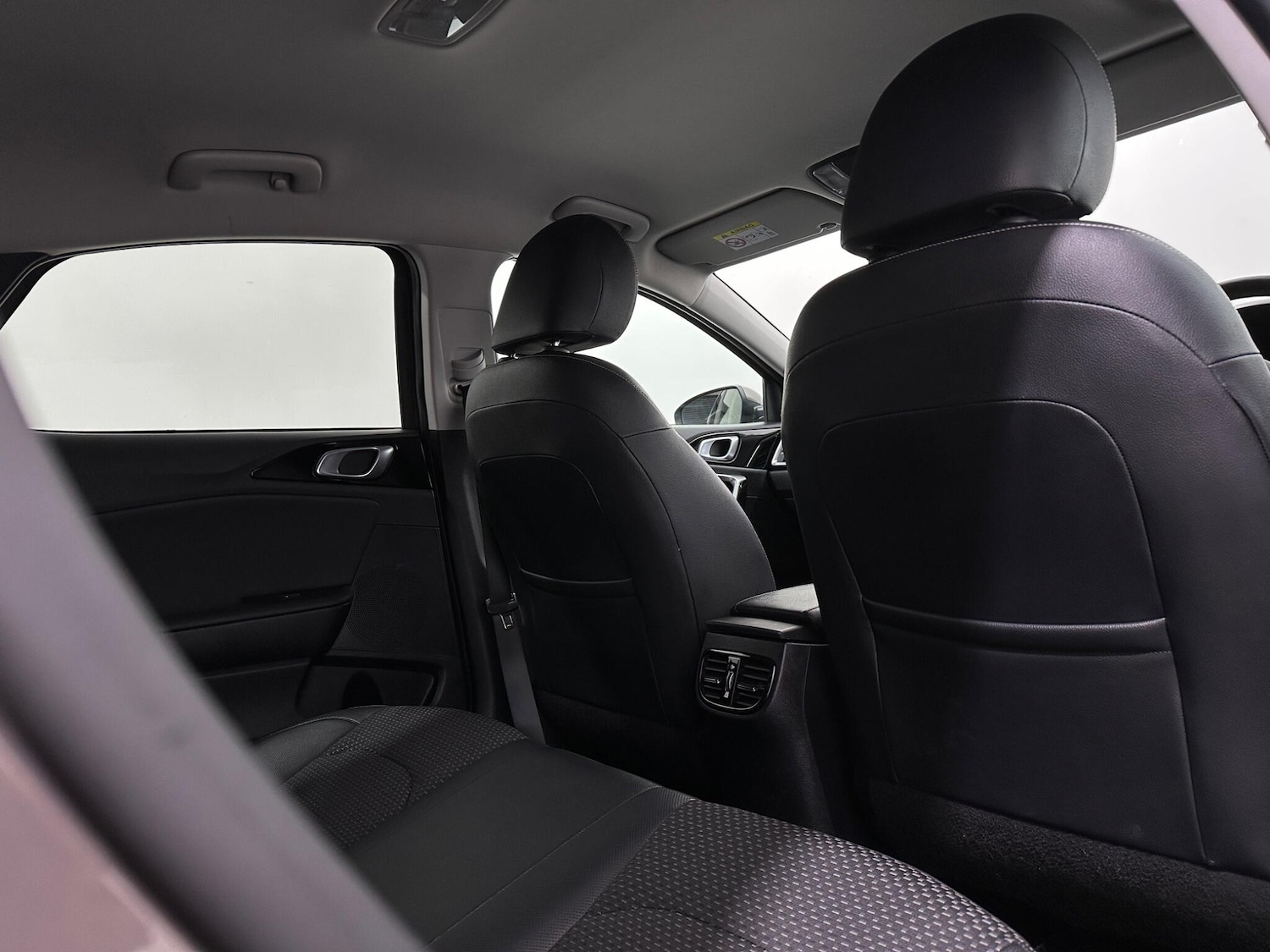 Used Kia XCeed 2020 for sale - 76878603: Photo 39