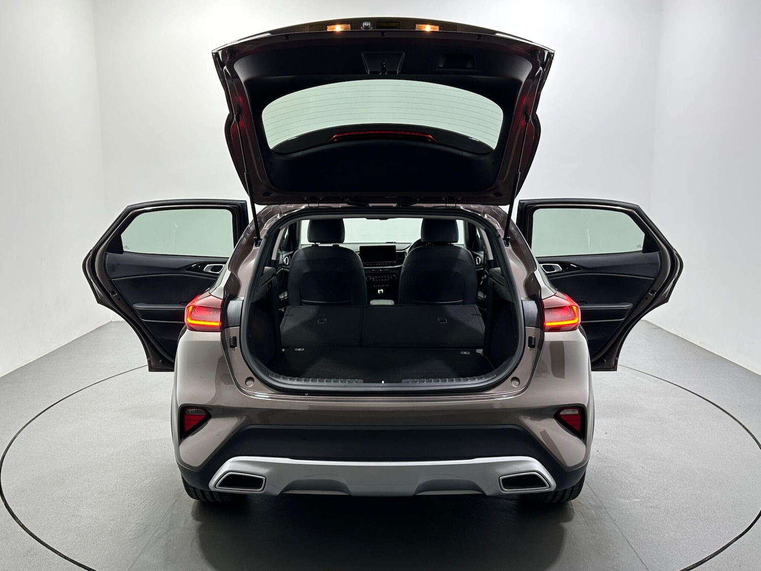 Used Kia XCeed 2020 for sale - 76878603: Photo 42