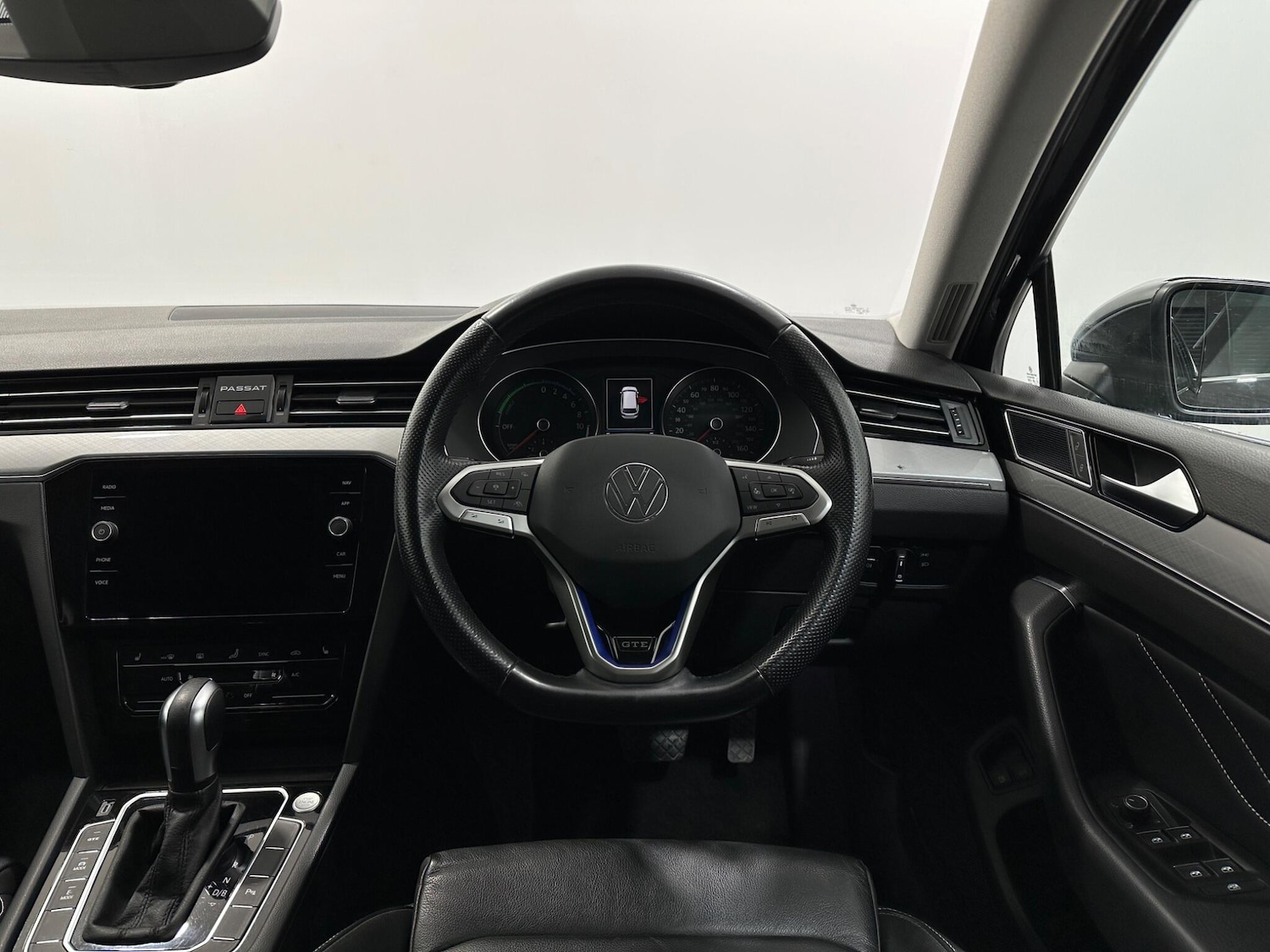 Used Volkswagen Passat 2021 for sale - 76878892: Photo 12