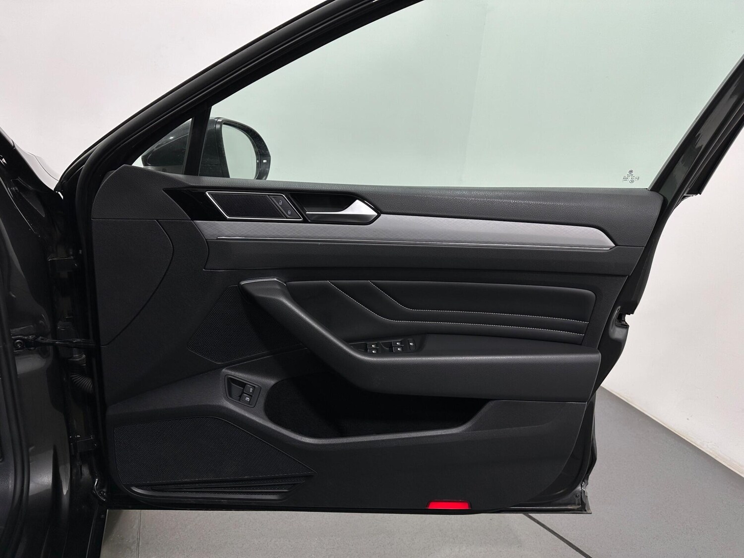 Used Volkswagen Passat 2021 for sale - 76878892: Photo 31