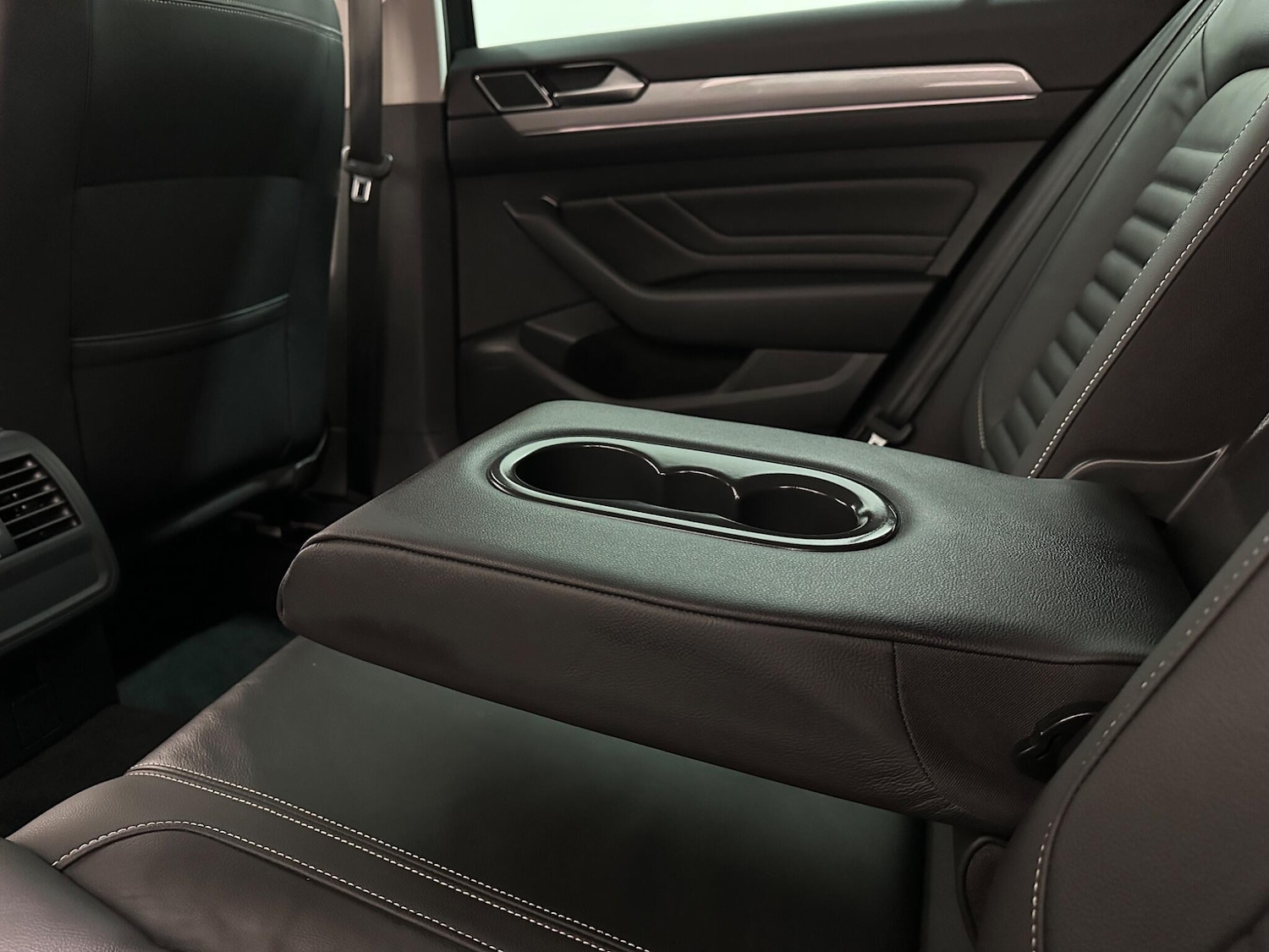 Used Volkswagen Passat 2021 for sale - 76878892: Photo 35