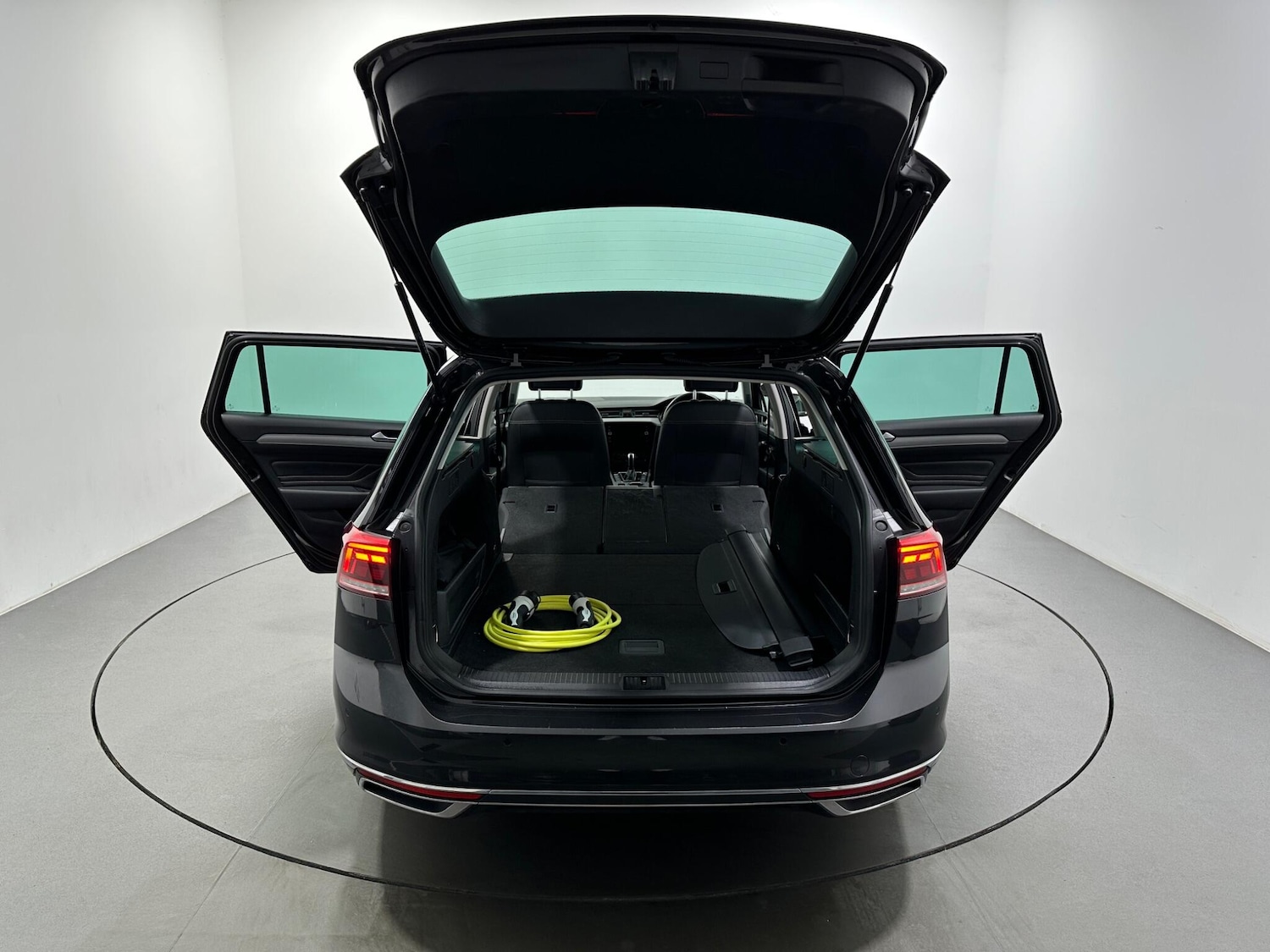 Used Volkswagen Passat 2021 for sale - 76878892: Photo 42