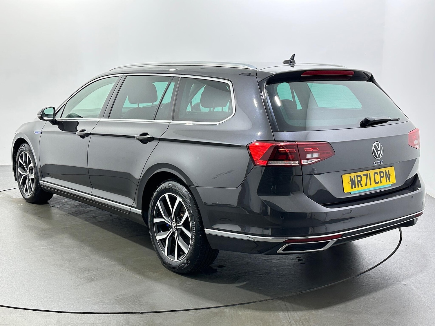 Used Volkswagen Passat 2021 for sale - 76878892: Photo 6