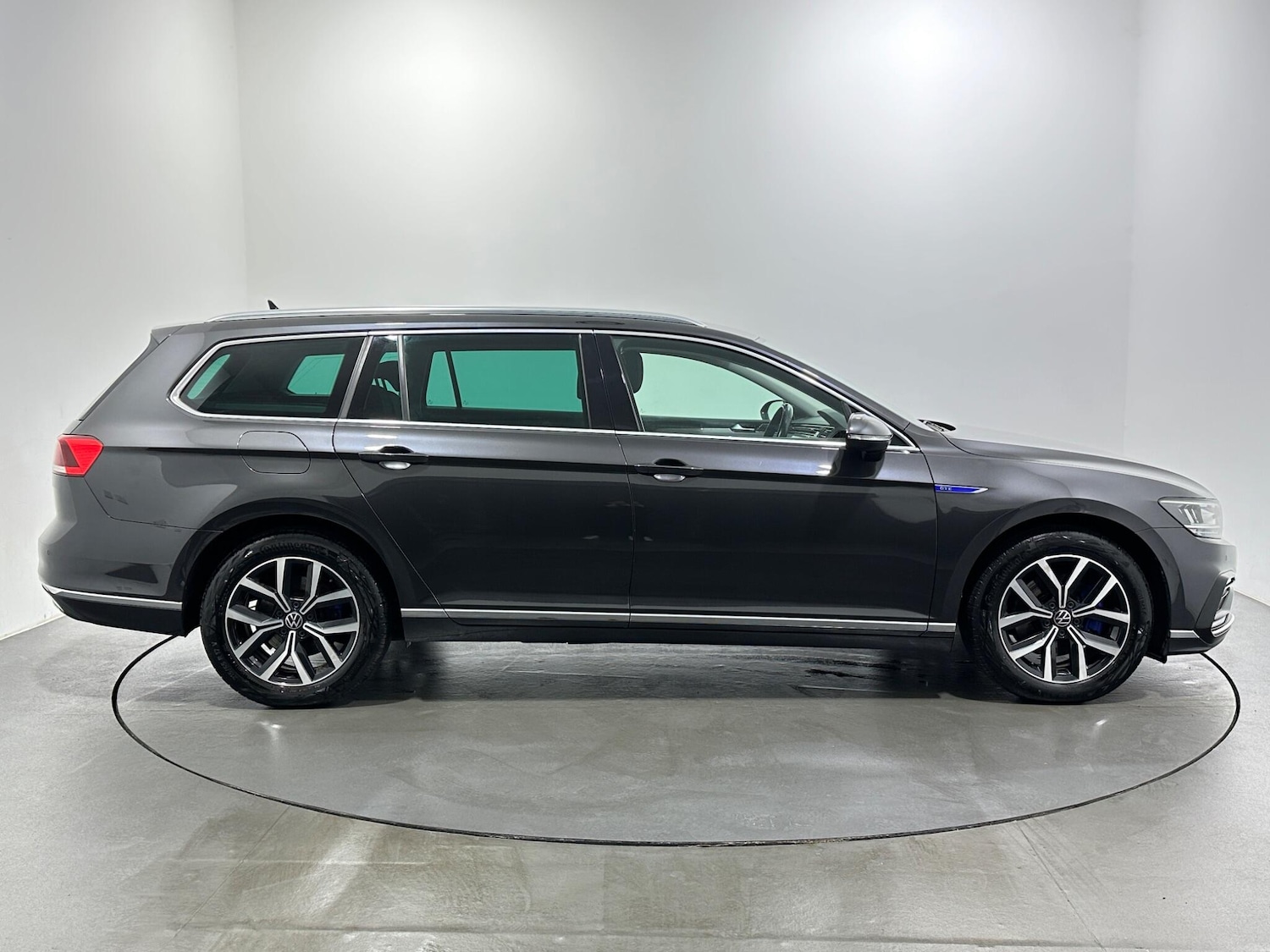 Used Volkswagen Passat 2021 for sale - 76878892: Photo 9