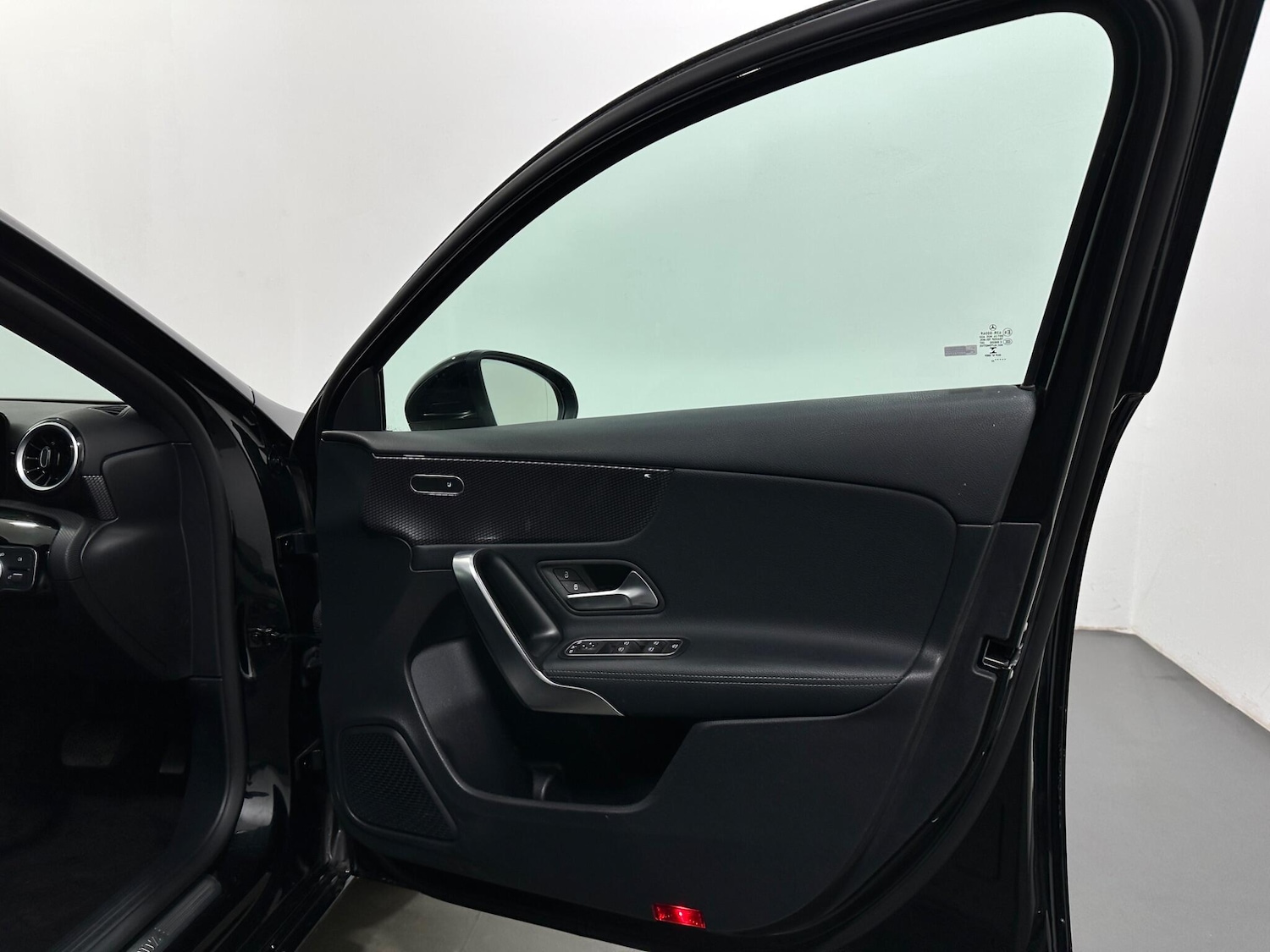 Used Mercedes-Benz A-Class 2022 for sale - 77737398: Photo 35