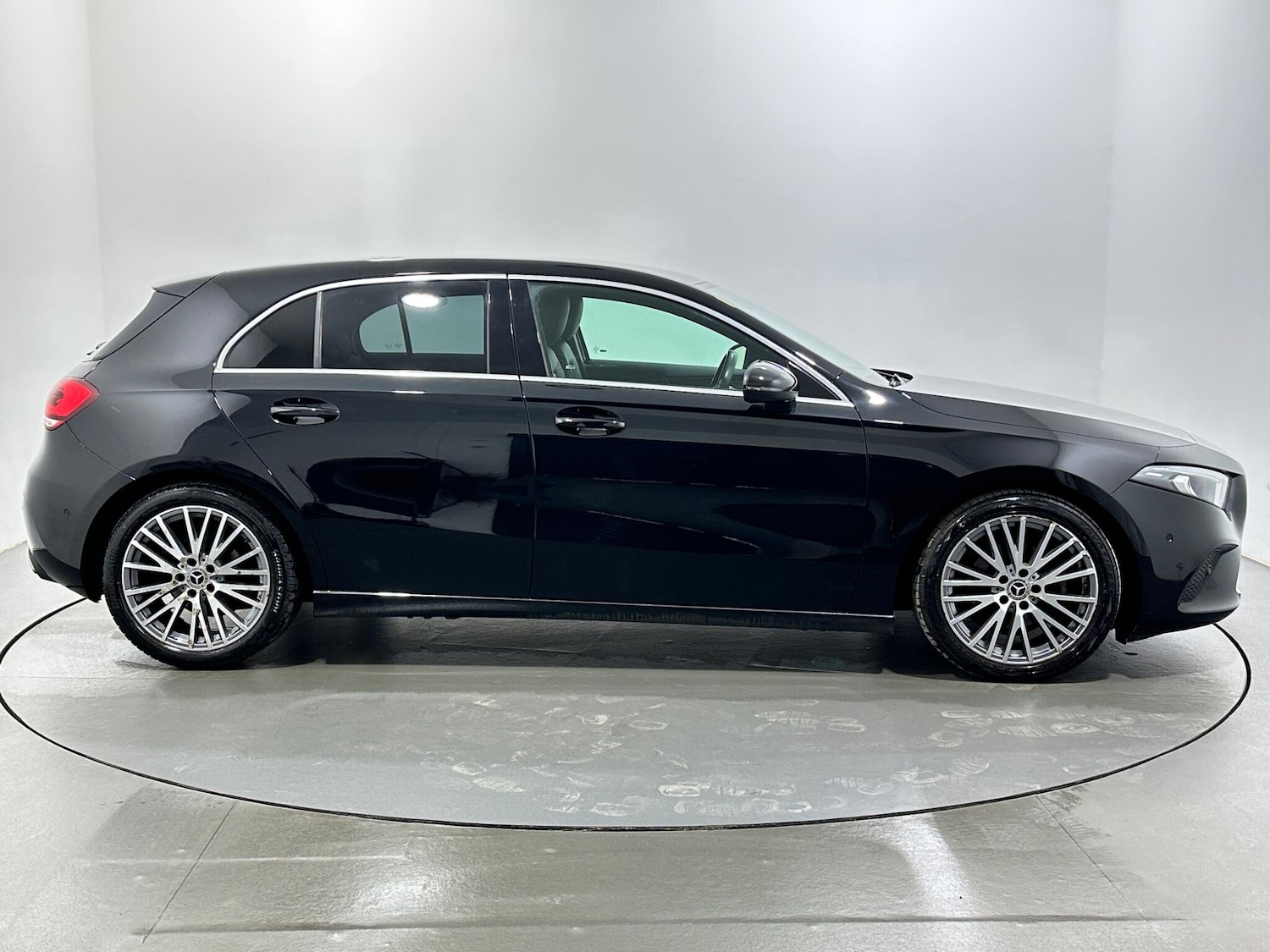 Used Mercedes-Benz A-Class 2022 for sale - 77737398: Photo 9