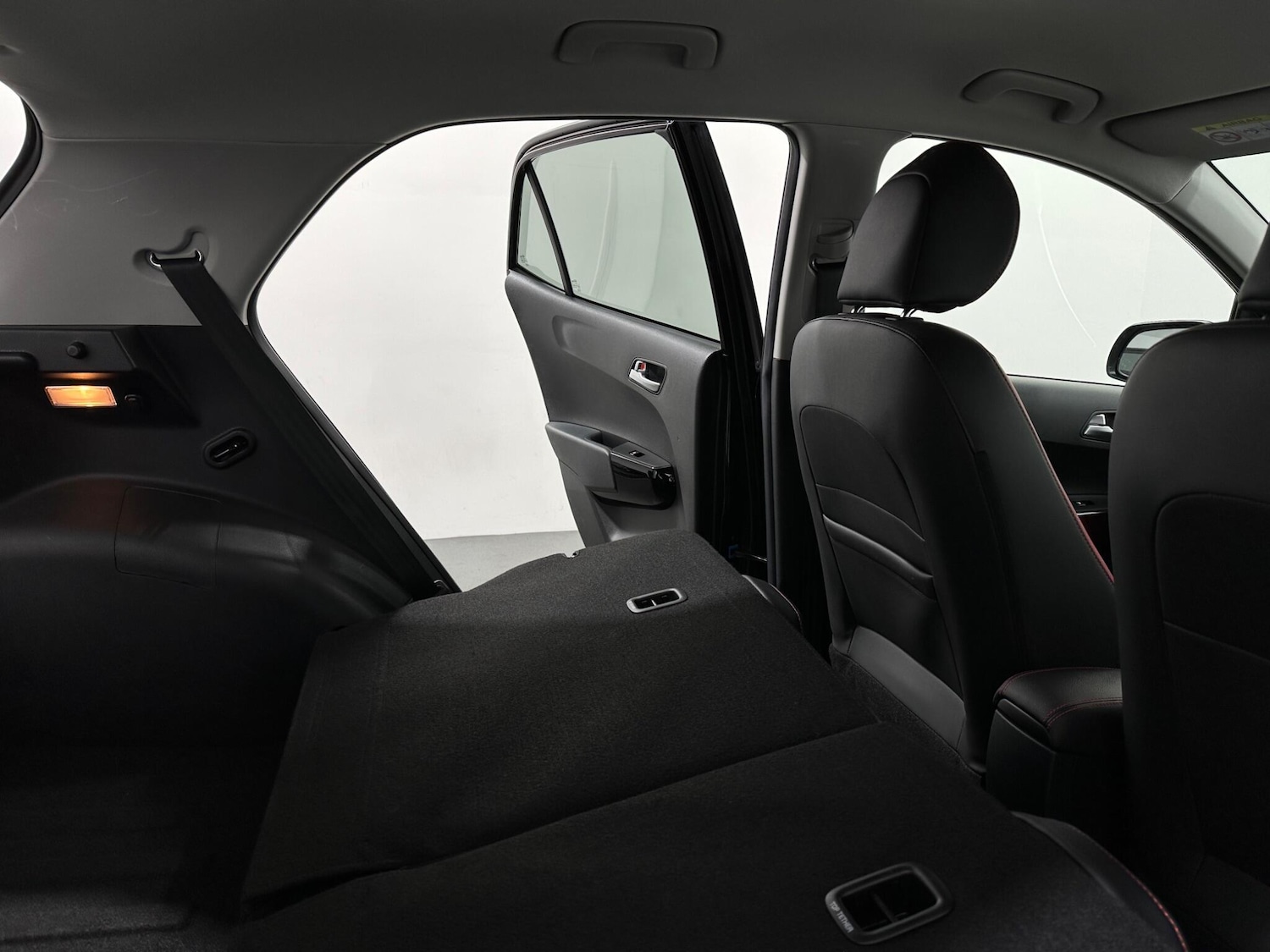 Used Kia Picanto 2021 for sale - 76878674: Photo 40