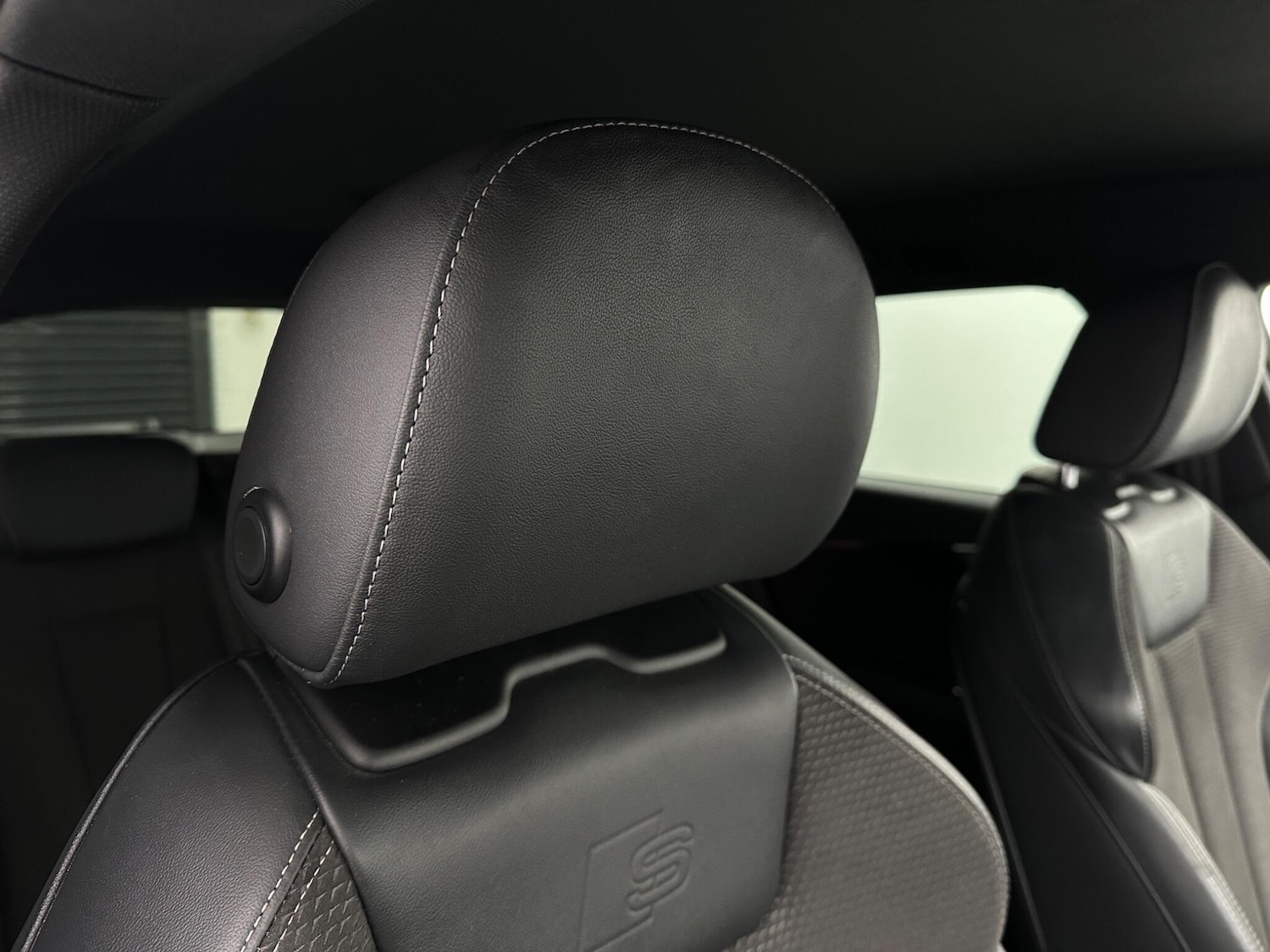 Used Audi A4 2021 for sale - 76965548: Photo 33