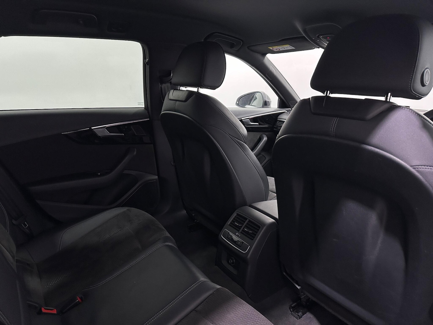 Used Audi A4 2021 for sale - 76965548: Photo 42