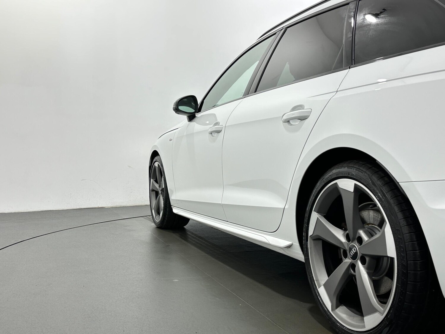 Used Audi A4 2021 for sale - 76965548: Photo 51